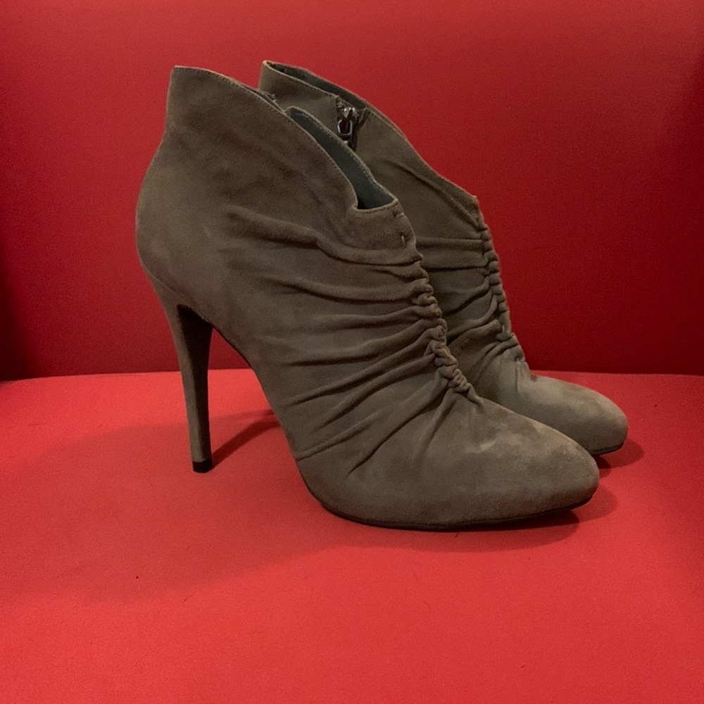 GUC Guess booties
